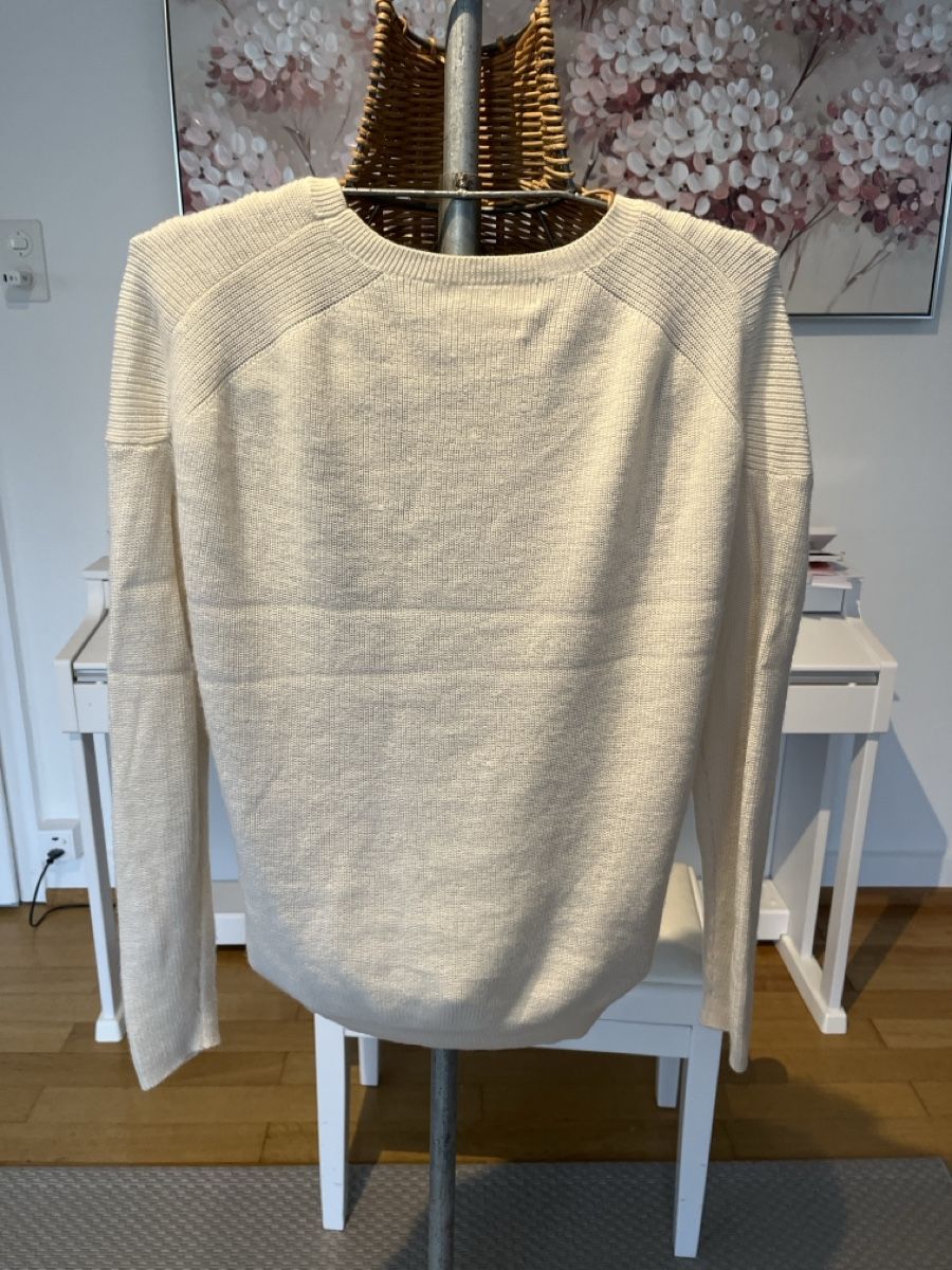 Pullover & Sweatshirts: Pullover, Merino, mit kleinem Defekt, 38 – Gebraucht aus Solothurn von Bobesch08 3
