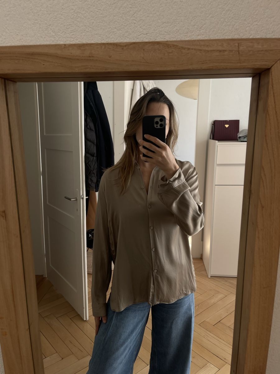 Massimo Dutti Camicette: Massimo Dutti 100% Viskosebluse Beige/Champagne M – Nuovo (secondo la descrizione) da Zürich venduto da flo_8x2x