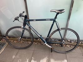 Cannondale Silk Road 600  Fitnessbike mit Rennrad-Genen