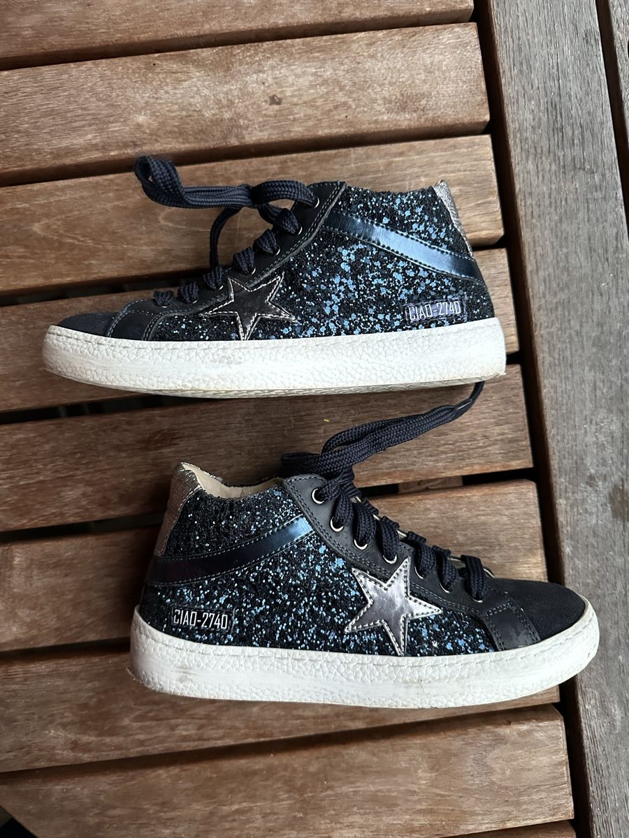 Scarpe per ragazze: Markenschuhe Gr 33 TOP Zustand – Usato da Oberstammheim venduto da credible-girl 1