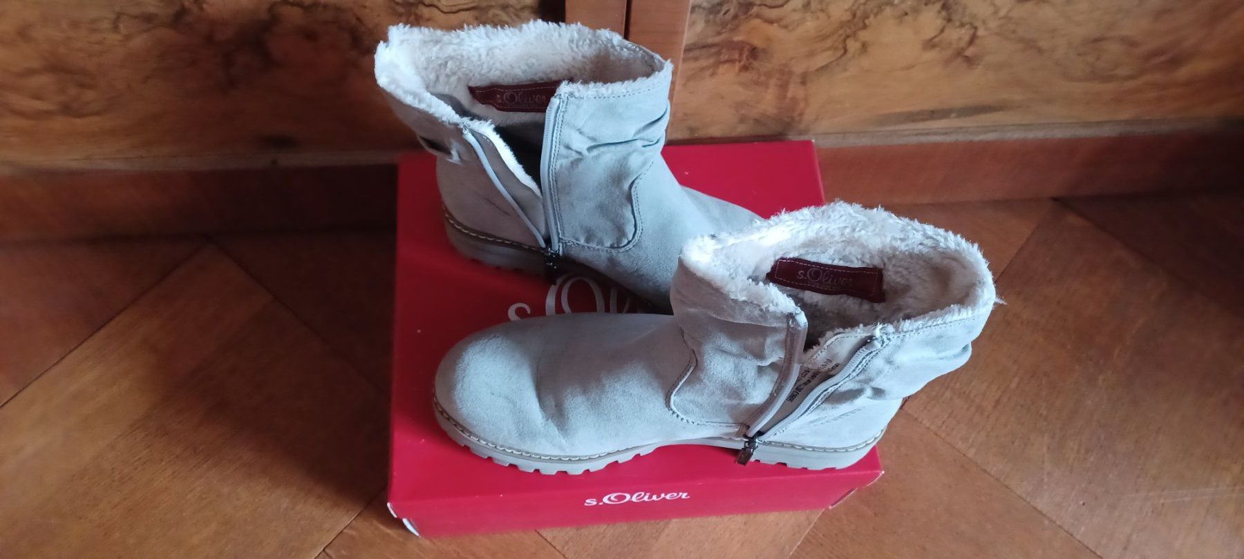 S.Oliver Scarpe da donna: Winterboots von S. Oliver – Usato da Menziken venduto da Nikkimcanton 2