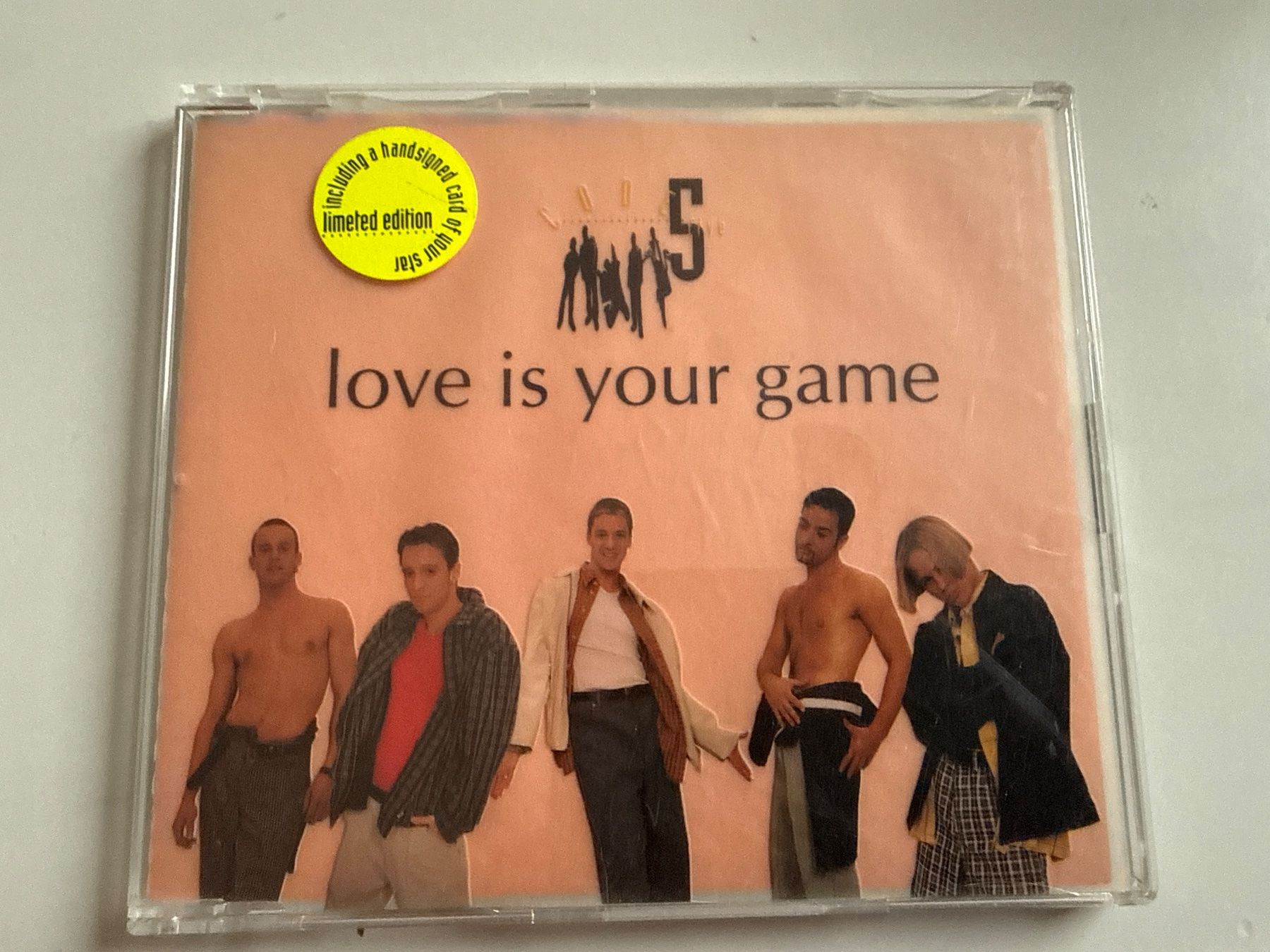 CDs: Code 5 - Love Is Your Game – D'occasion à Neuhausen par D-MAC