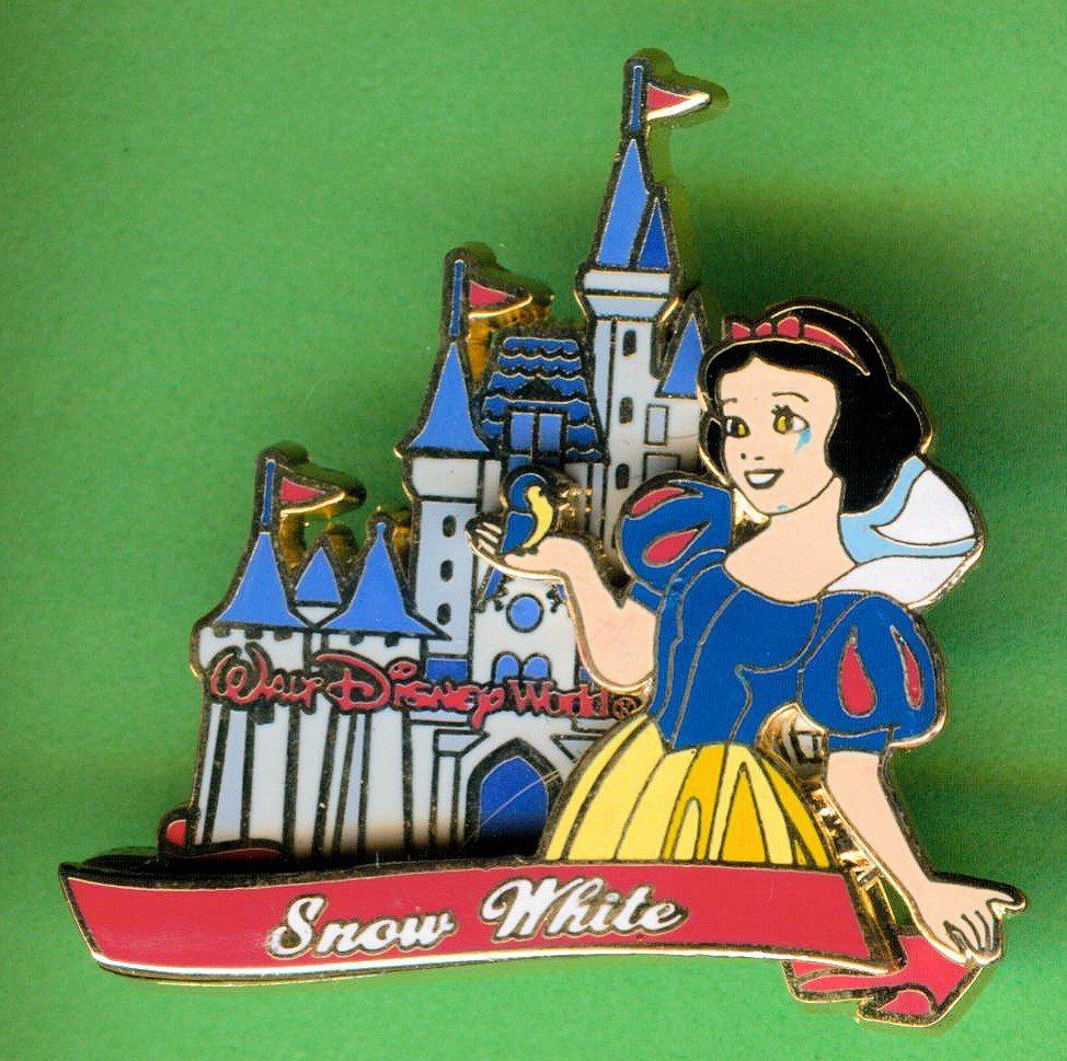 Disney Placchette & Badge: DISNEY  Schneewittchen  Walt Disney World – Usato da Winterthur venduto da Sammleroase