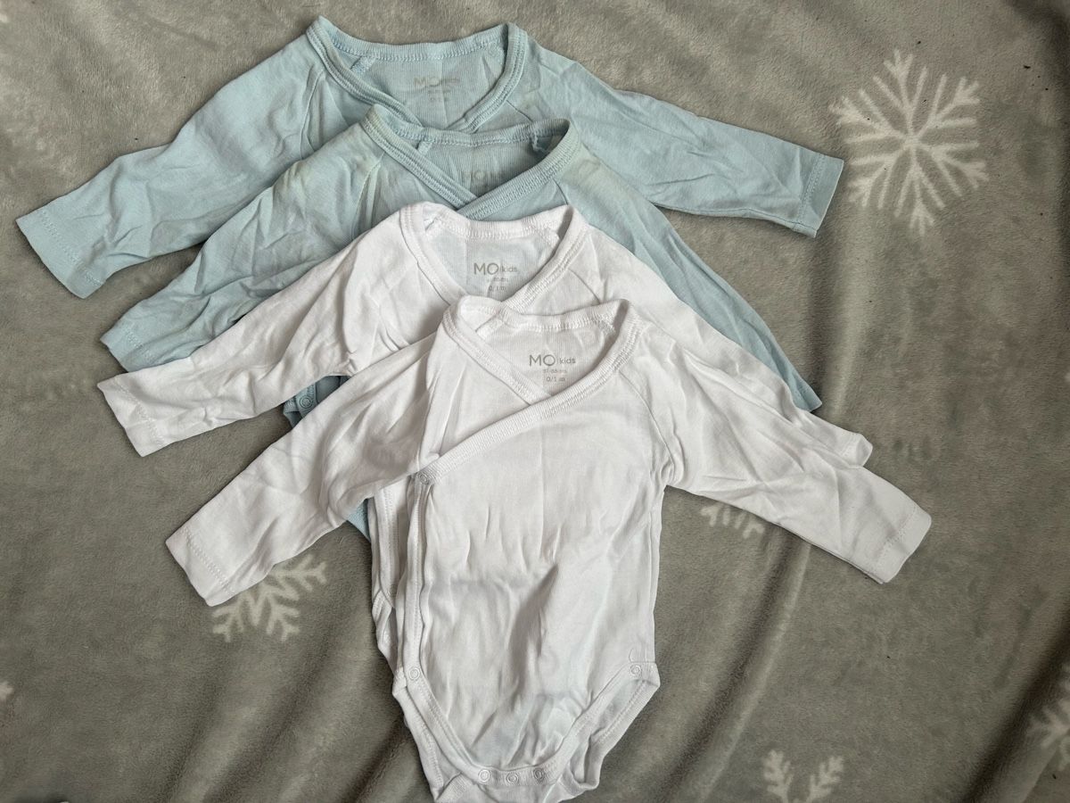 Biancheria intima: 4 Bodies, Grösse 51-55 cm – Usato da Uster venduto da she_9gjr