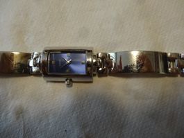 SCHÖNE DAMEN UHR.QUARTZ,SCHÖN MODE UND TIP TOP LÄÜFT.22X27MM
