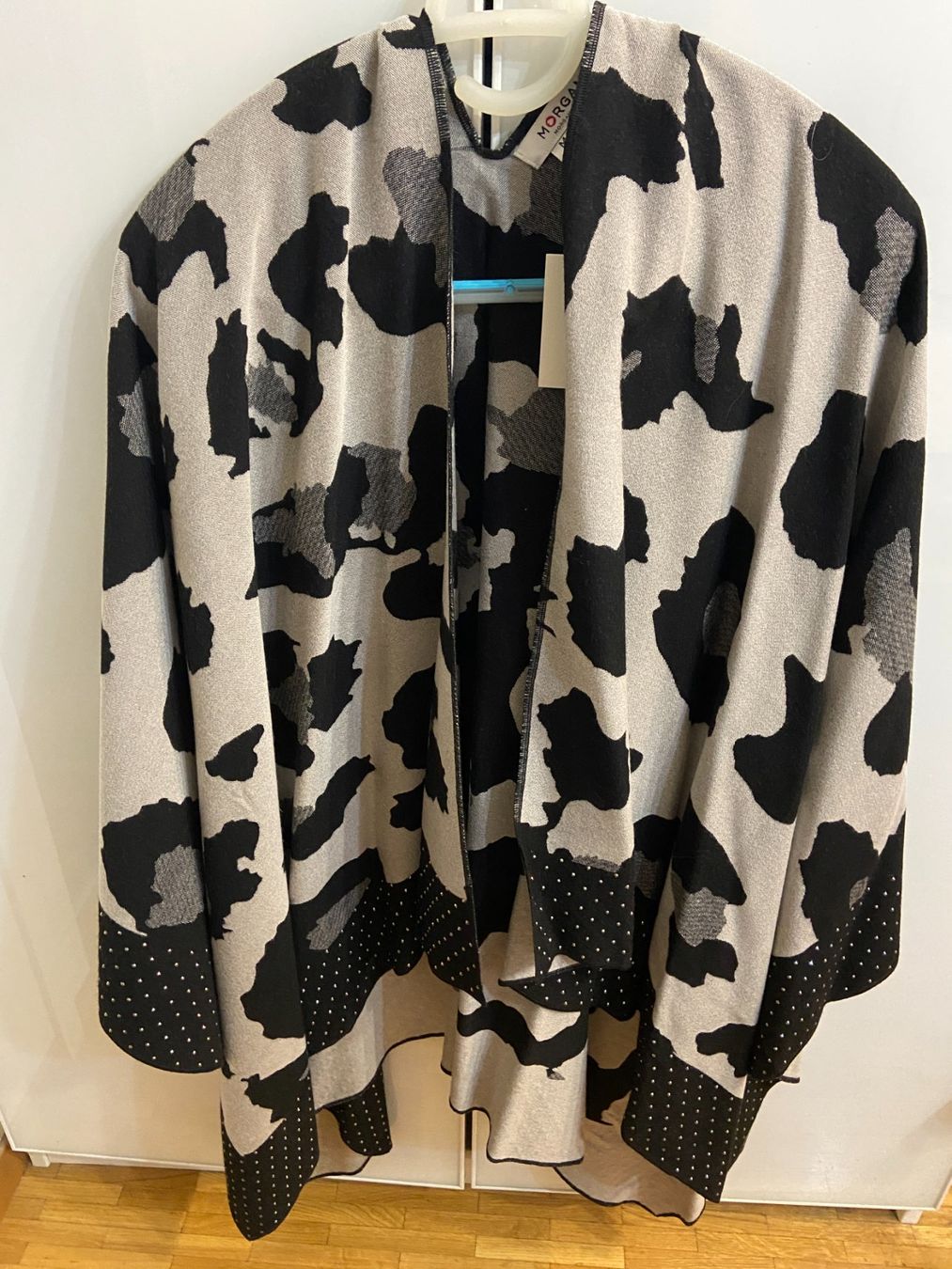 Altro in Moda donna: Cape/poncho de la marque MORGAN – Nuovo (secondo la descrizione) da Plan les Ouates venduto da didi911
