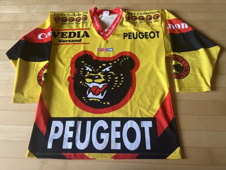 SC Bern SCB Vintage Trikot signiert Autogramme