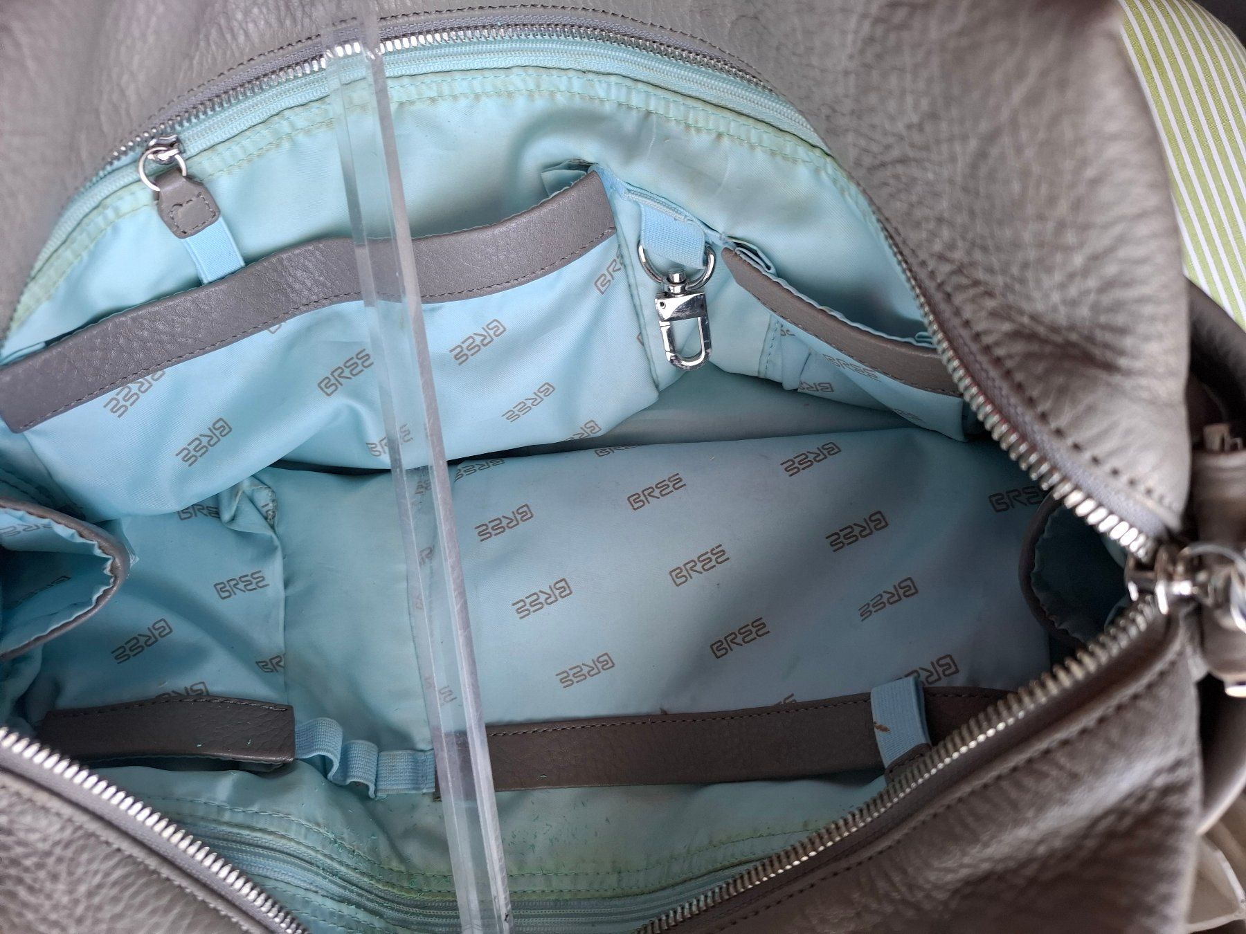 Sacs femmes: Bree Handtasche Schultertasche grau beige – D'occasion à Effretikon par peremaso 9