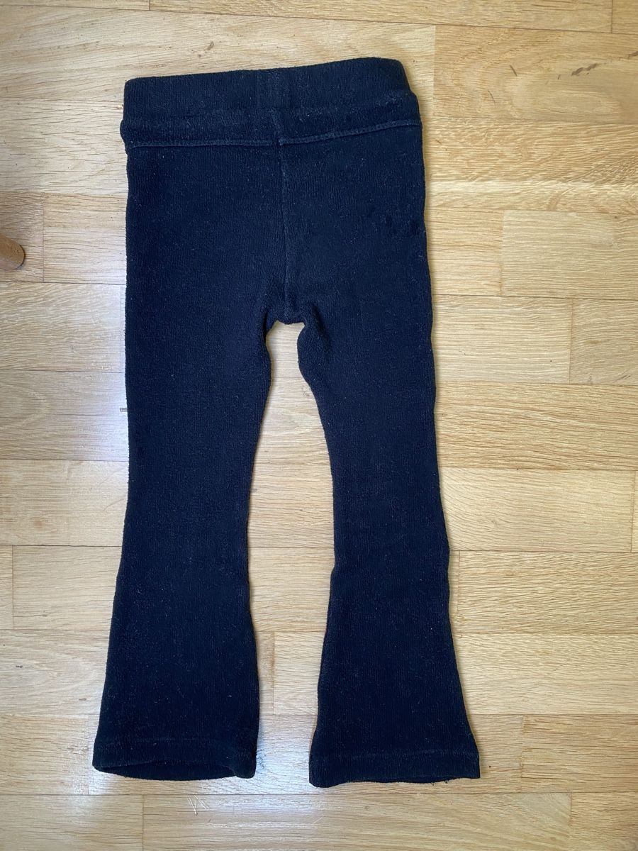 Zara Calze & Collant: ZARA flared soft leggings schwarz 104 – Usato da Zürich venduto da Mariaov 1