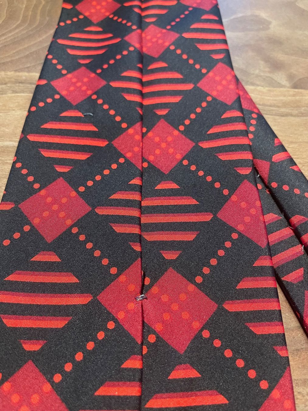 Cravatte: Vintage Seidenkrawatte – Usato da Wiggen venduto da cha_p9np 1