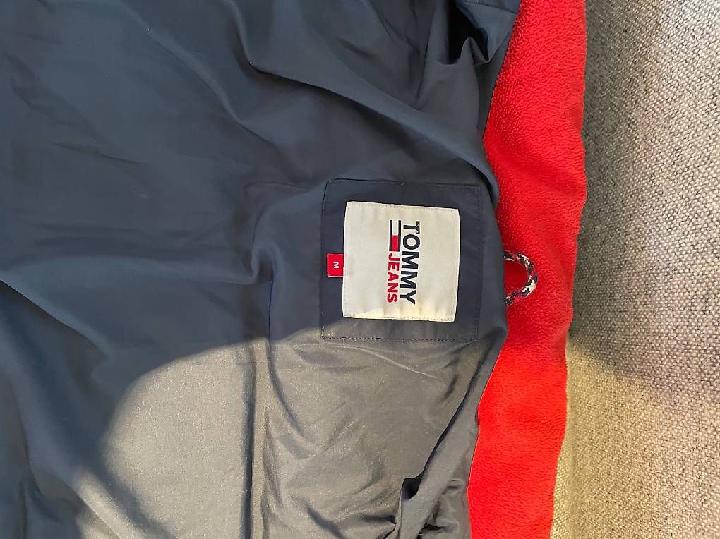 Jacken: Tommy Hilfiger Winterjacke Gr. M – Gebraucht aus Kleinandelfingen von kin_kkh2 1