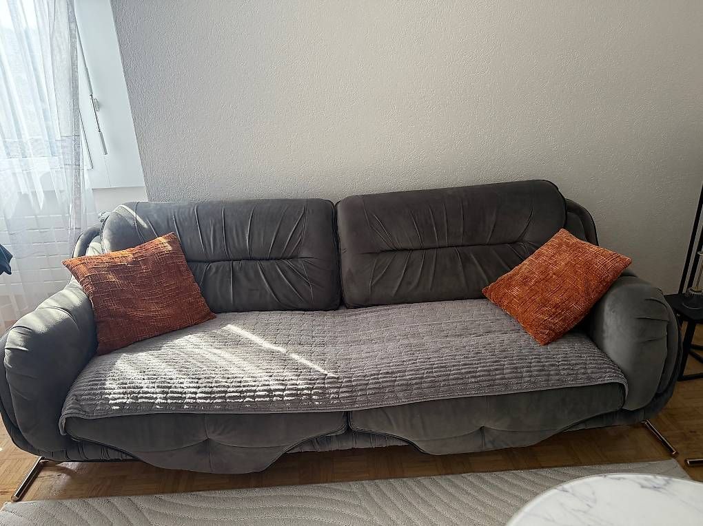 Sofas: 2x Sofa 3-Sitzer grau gebraucht + Schlaffunktion – Gebraucht aus Sulgen von alberaa12 2