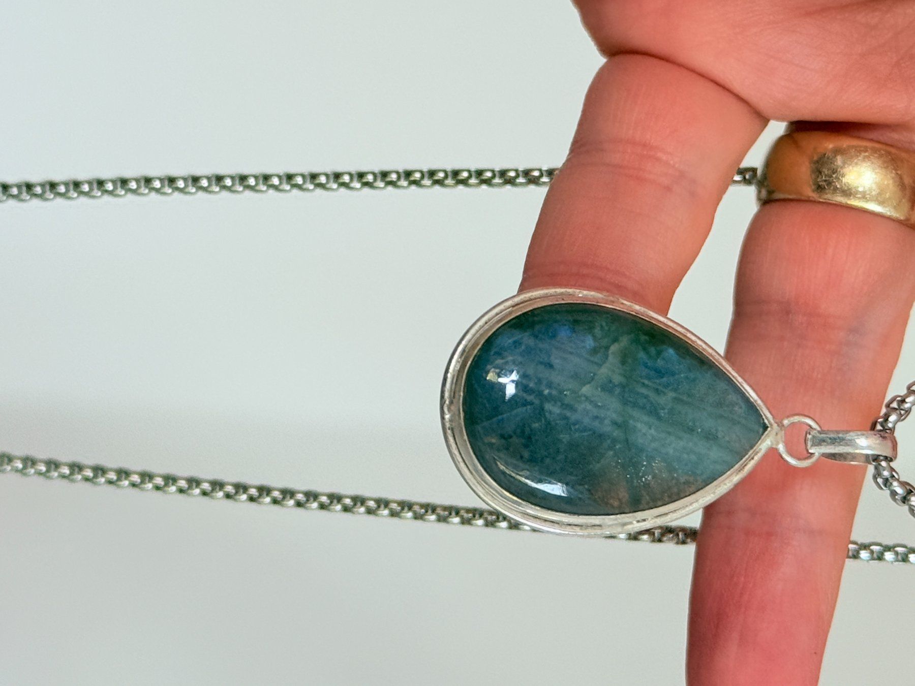 Colliers: Collier labradorite, élégant et tendance ✨ – Neuf avec emballage d'origine à Genève par AWWA 6