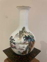 Chinesische Porzellanvase 20cm hoch keinerlei Defekte