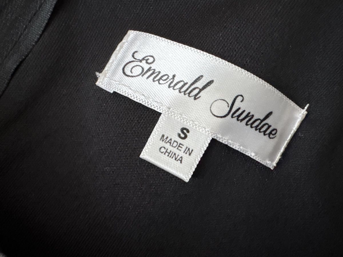 Vestiti & Gonne: Elegantes Kleid mit Blumenmuster, Gr. 34/S – Usato da HORGEN venduto da vladibarca10 7