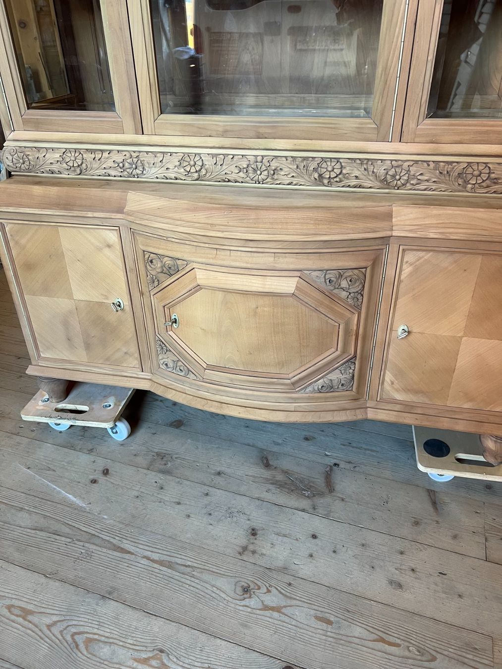 Vetrine: ART 1043-G Vitrine sablé – Usato da Pont-La-Ville venduto da BCMGLEAL 5