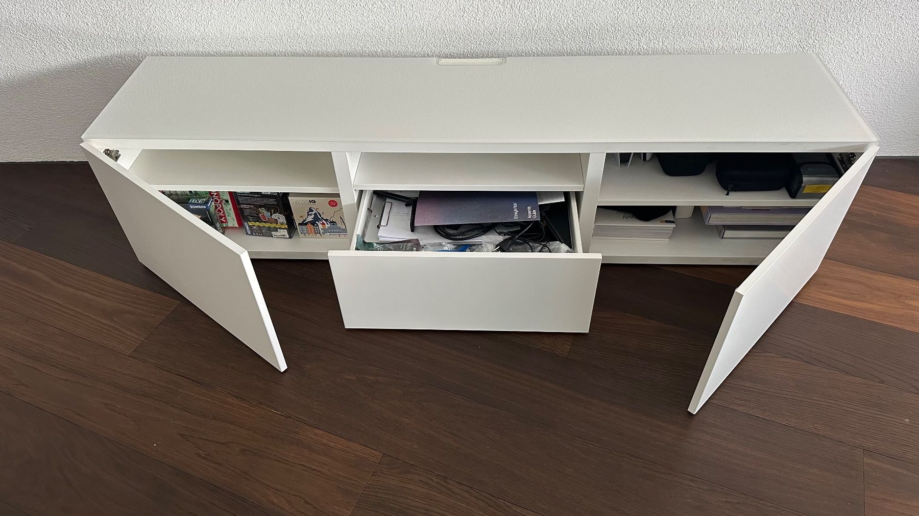 Ikea Mobili TV: IKEA Bestå TV-Bank – Usato da Zollikon venduto da pesti 2