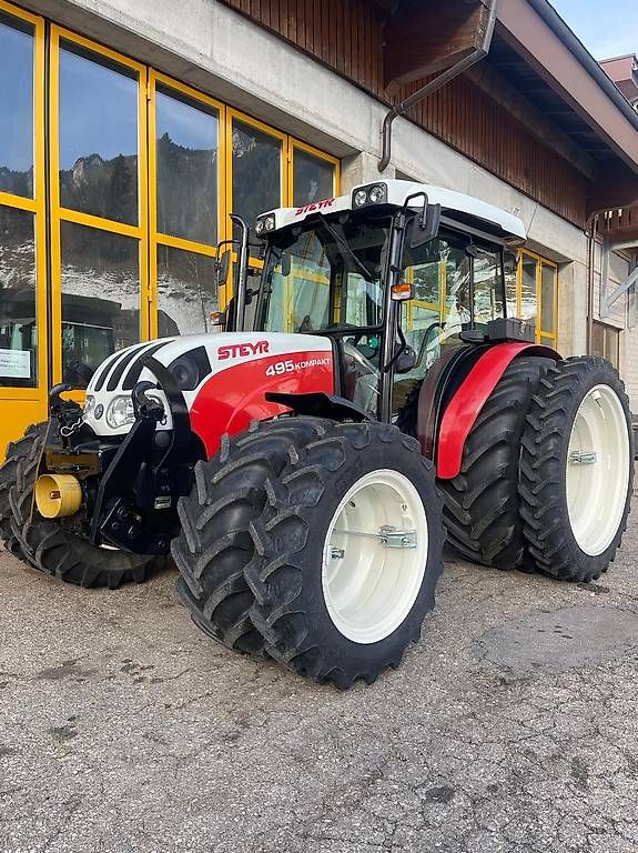 Steyr Trattori: Traktor Steyr 495 Kompakt – Usato da Flühli LU venduto da JeMa-Tech