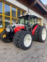 Traktor Steyr 495 Kompakt