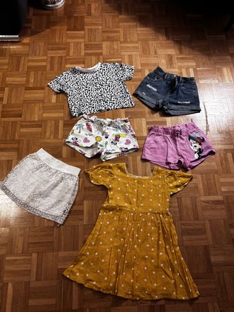 Kinderkleider Sommer Set, Grösse 122/128Top Zustand!