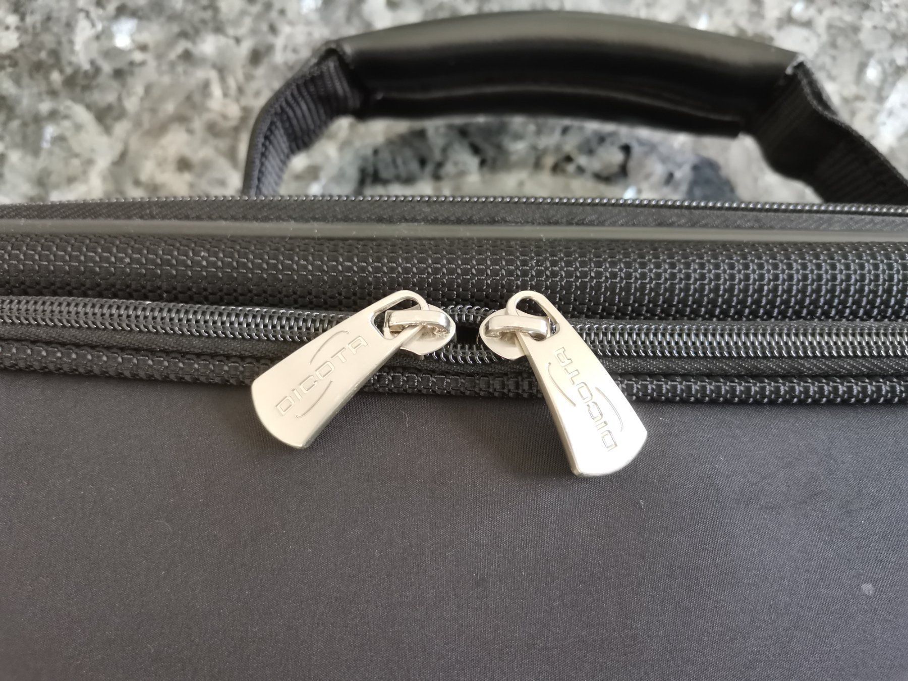 Taschen: Läptoptasche – Neu und originalverpackt aus Biel/Bienne von No62 5