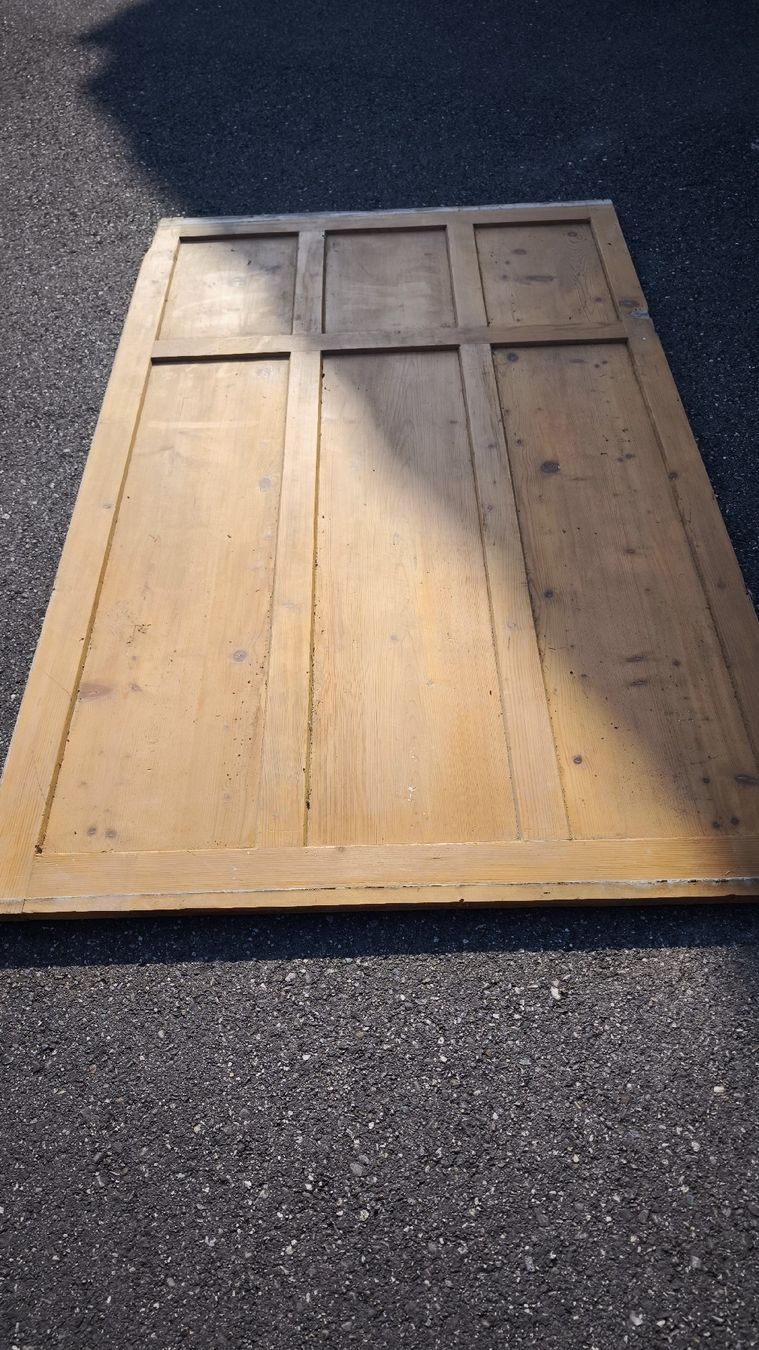 Holzartikel: Altes Kassetten-Täfer (massiv, gestemmt) – Gebraucht aus Chur von MrConverse
