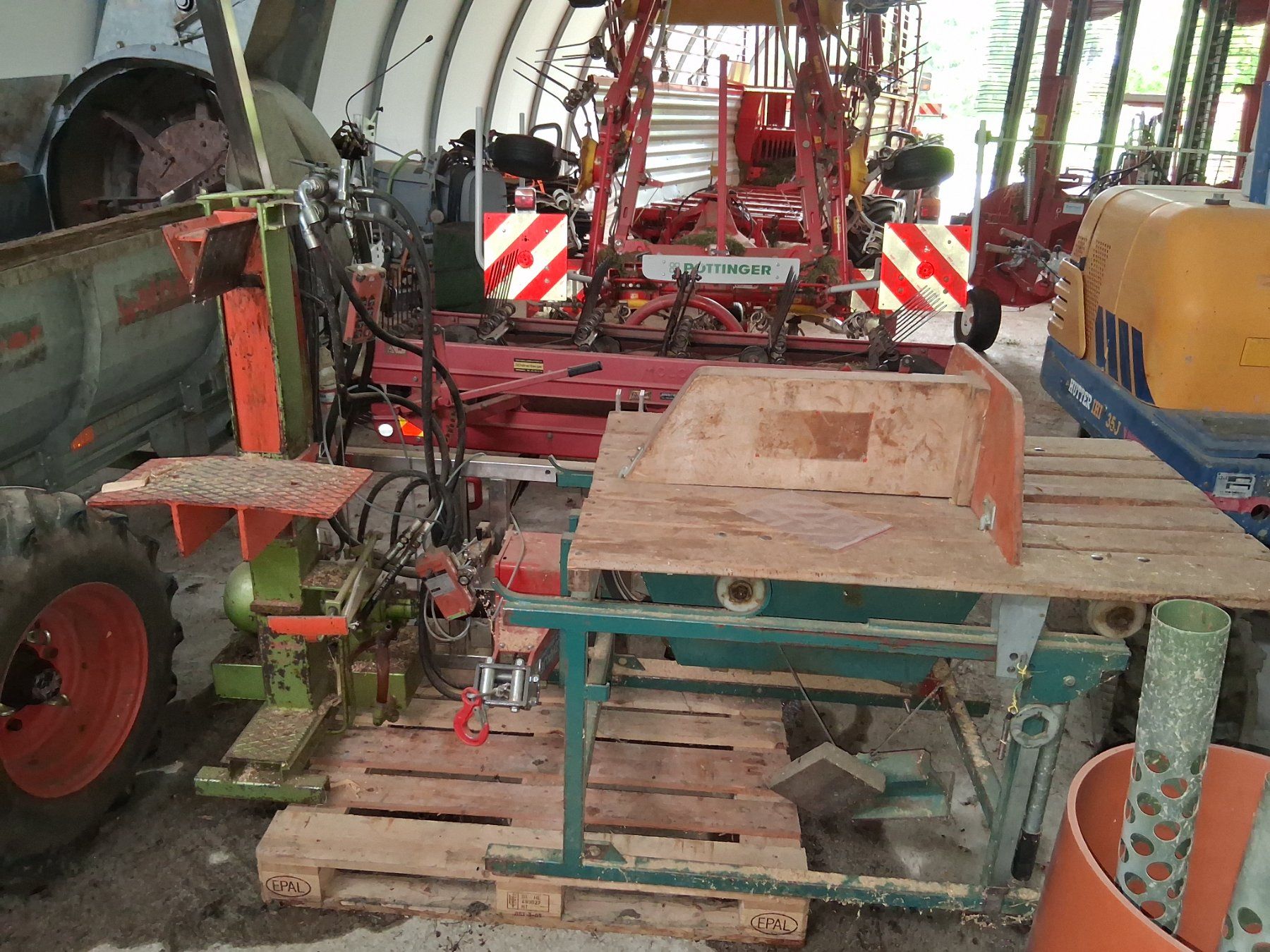 Tutte le macchine: Holzspalter Tiger Götschmann Fräse – Usato da Gähwil venduto da MRANN