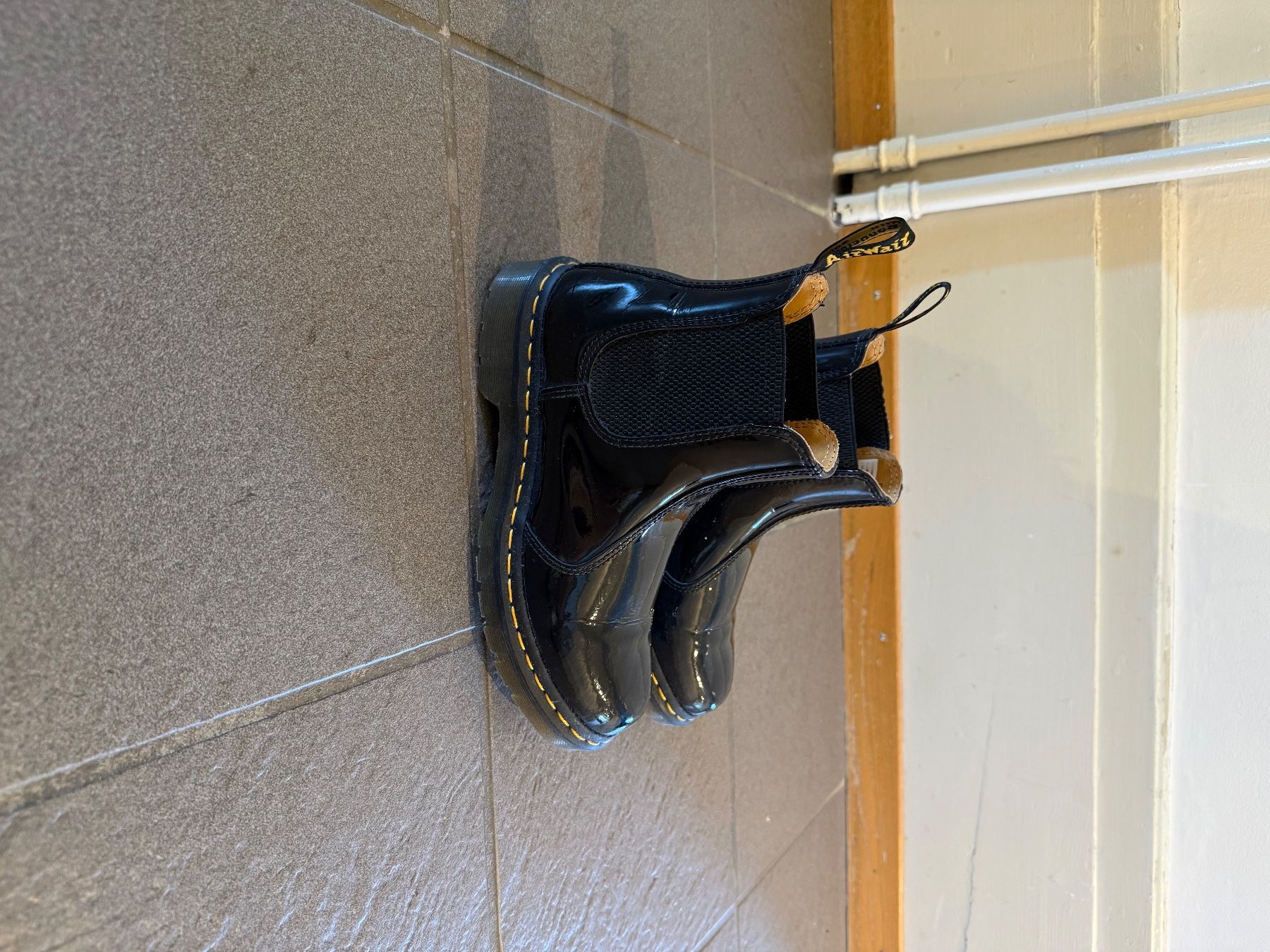 Scarpe da donna: Dr. Martens Stiefel – Usato da Bern venduto da Josefineee
