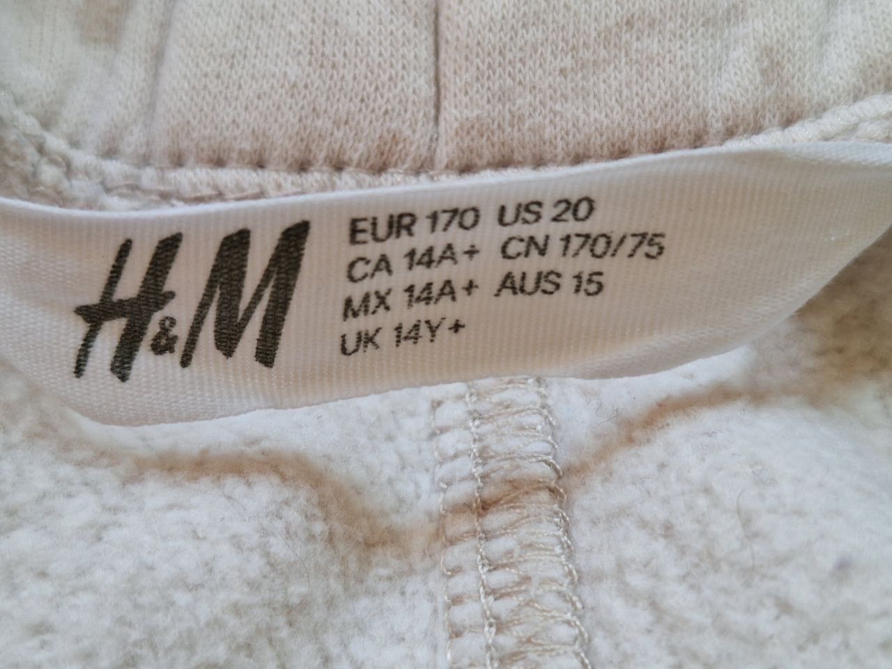 H&M Pantaloni: H&M Shorts Gr. 170 – Usato da Zürich venduto da Iambarbara 2