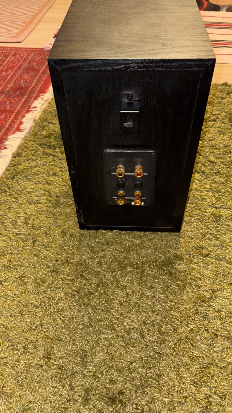 Kef Casse acustiche: KEF Q300 Hausratsauflösung – Usato da Bern venduto da  2
