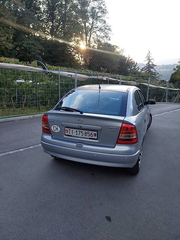 Automobili: Opel Astra – Usato da Davesco-Soragno venduto da pab_2x9h 2