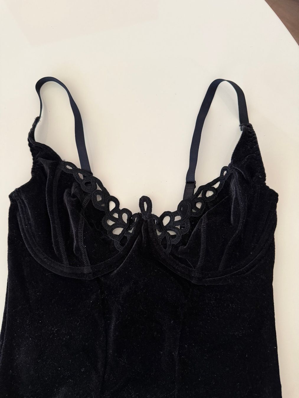 Sonstige Unterwäsche: Samt Body von Emanuelle schwarz Gr.75 B stretch – Gebraucht aus Kastanienbaum von Muenchnerkindl1 2