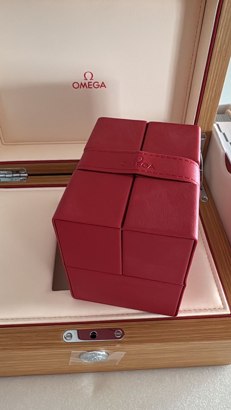 Omega Uhrenboxen: Omega Seamaster/speedmaster box for watch – Neu und originalverpackt aus Teufen Ar von Exclusive.stuff.CH 5
