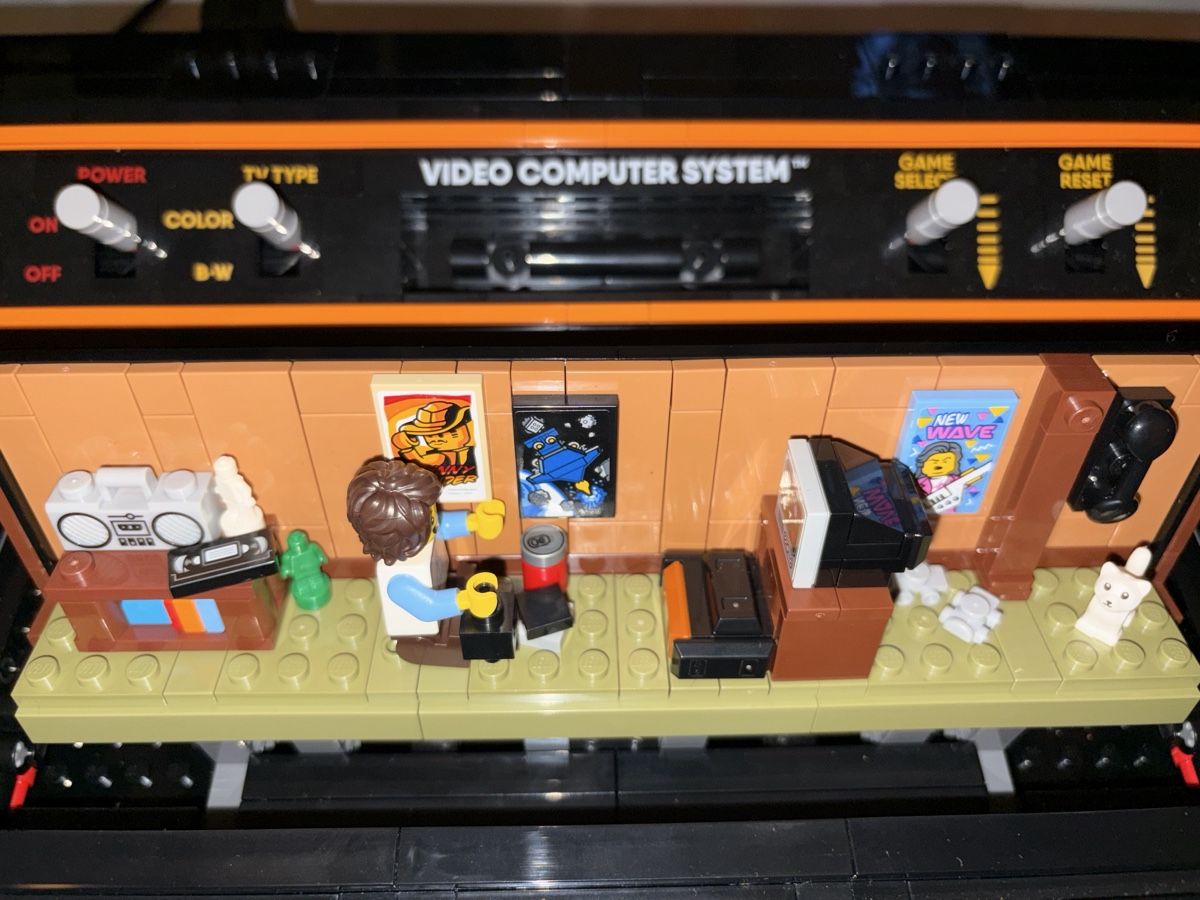 Lego Kit di costruzioni: Lego Icons: Atari Set-Nr. 10306 – Nuovo (secondo la descrizione) da St. Gallen venduto da LennysBricks 1