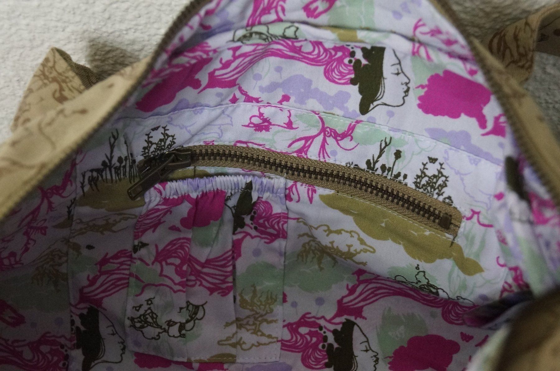 Borse da donna: Eleven Handtasche, neu – Nuovo (secondo la descrizione) da Köniz venduto da Fred333 5
