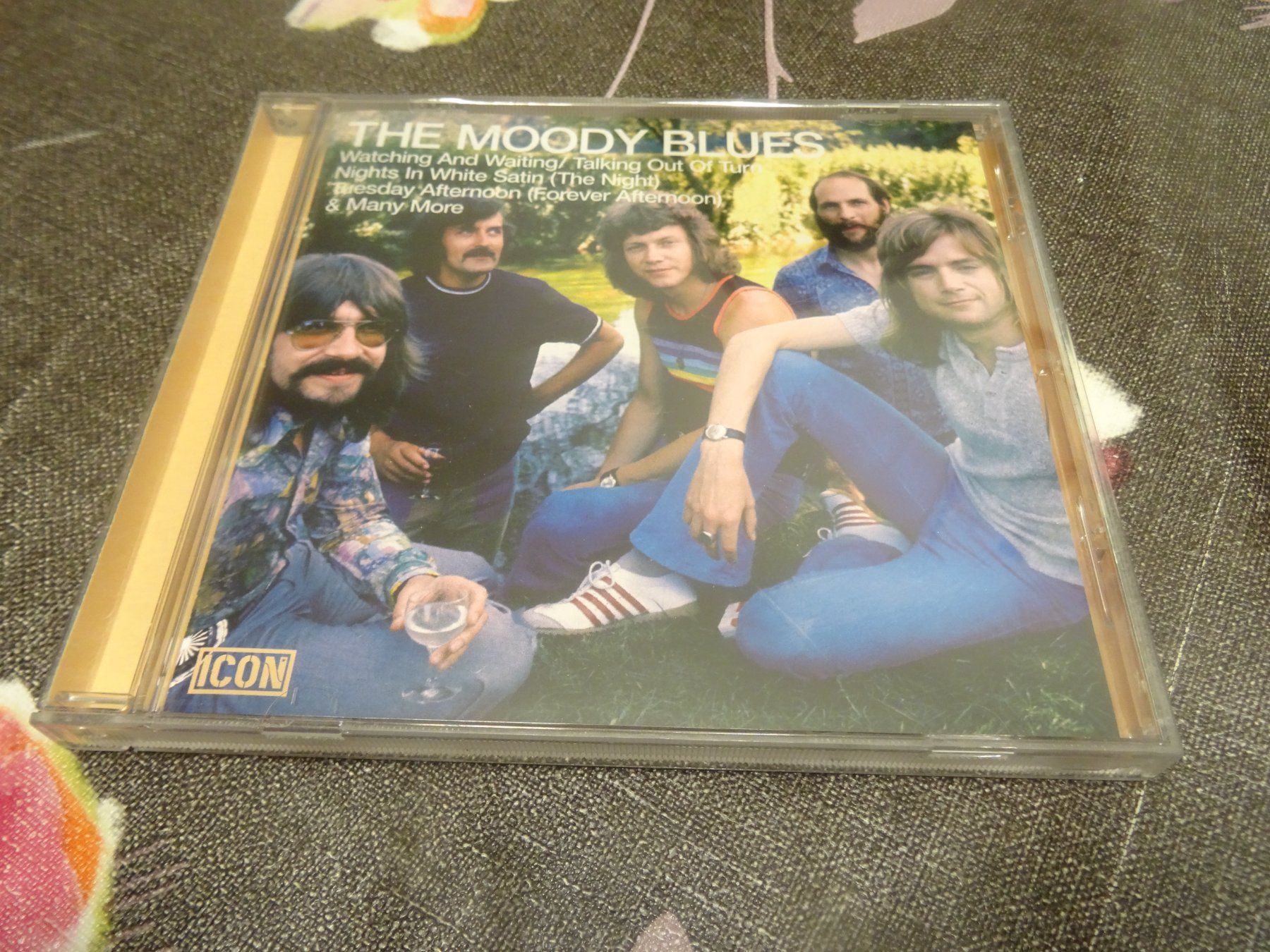 CD: The Moody Blues - CD – Usato da Olten venduto da Disc-Ausverkauf