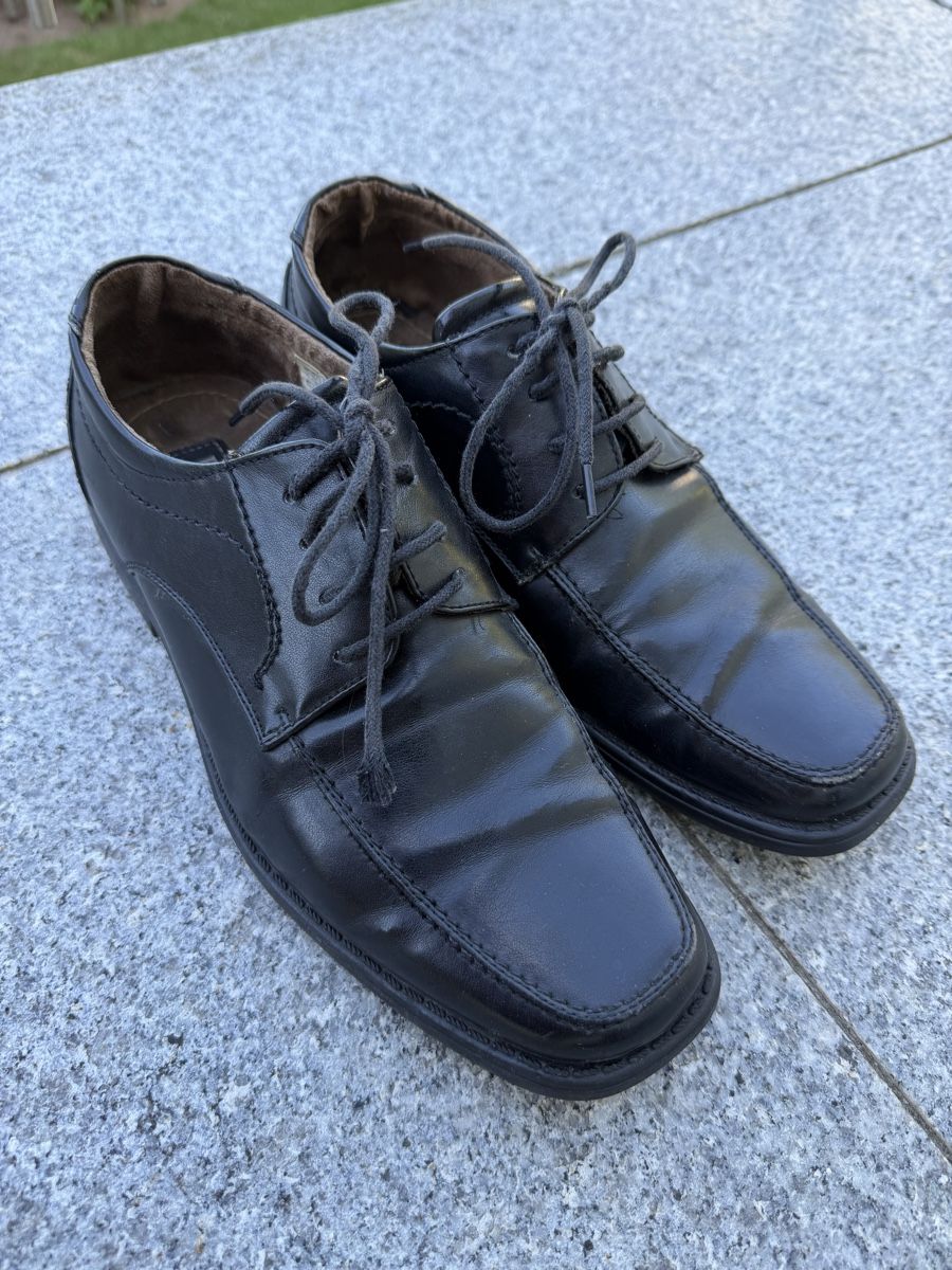 Scarpe da uomo: Elegante schwarze Lederschuhe Grösse 40 – Usato da Kriens venduto da sch_v6nl 1