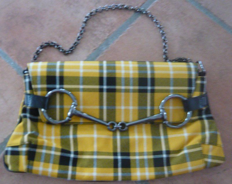 Taschen für Damen: Tasche / Handtasche – Gebraucht aus Ruggell von Dolce9