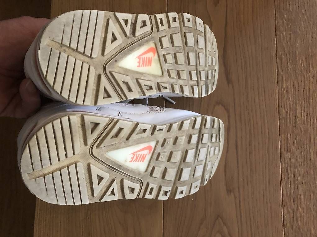Nike Scarpe da donna: Nike Air Max Command Gr. 38,5 – Usato da Effretikon venduto da mausi212 2