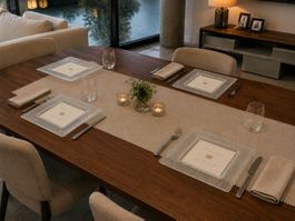 4 elegante Glas-Platzteller, quadratisch – neu & OVP