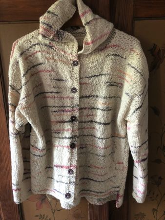 warme Kuscheljacke - reine Schafwolle handgesponnen - Gr. L