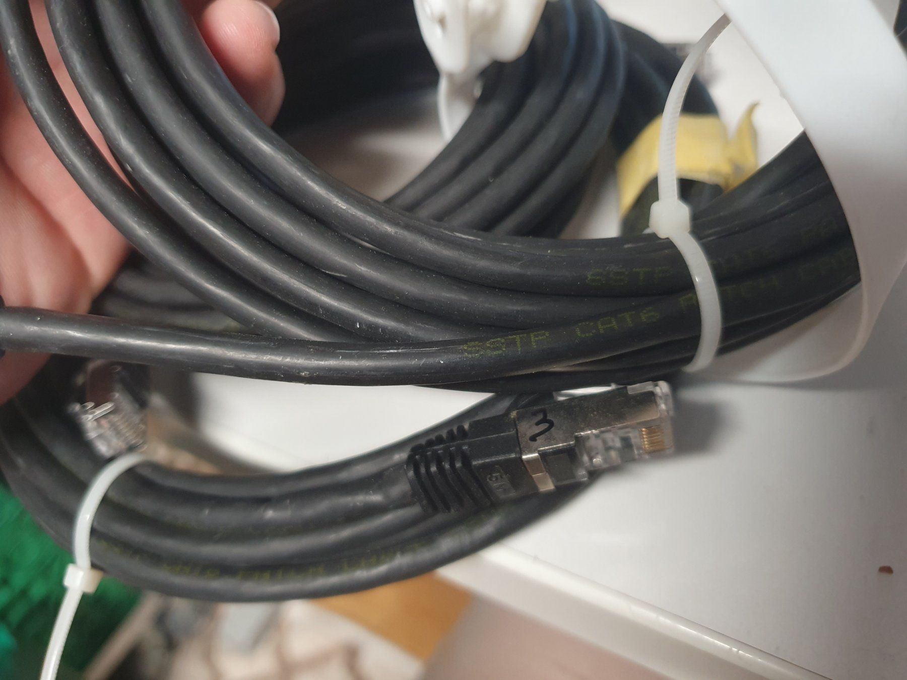 Cavi: Netzwerkkabel Patchkabel Cat6 kat6 Rj45 UKV 5m – Usato da Zürich venduto da Alibaba1234 1