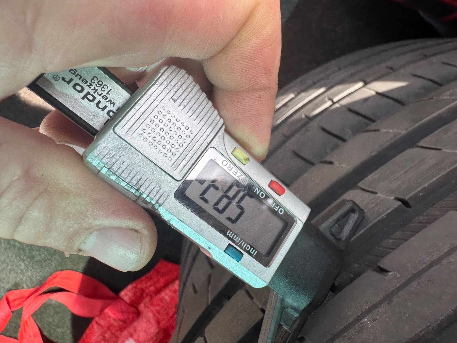 Goodyear Pneus & Roues: 245/40R18 – D'occasion à Widen par Dinero02 6