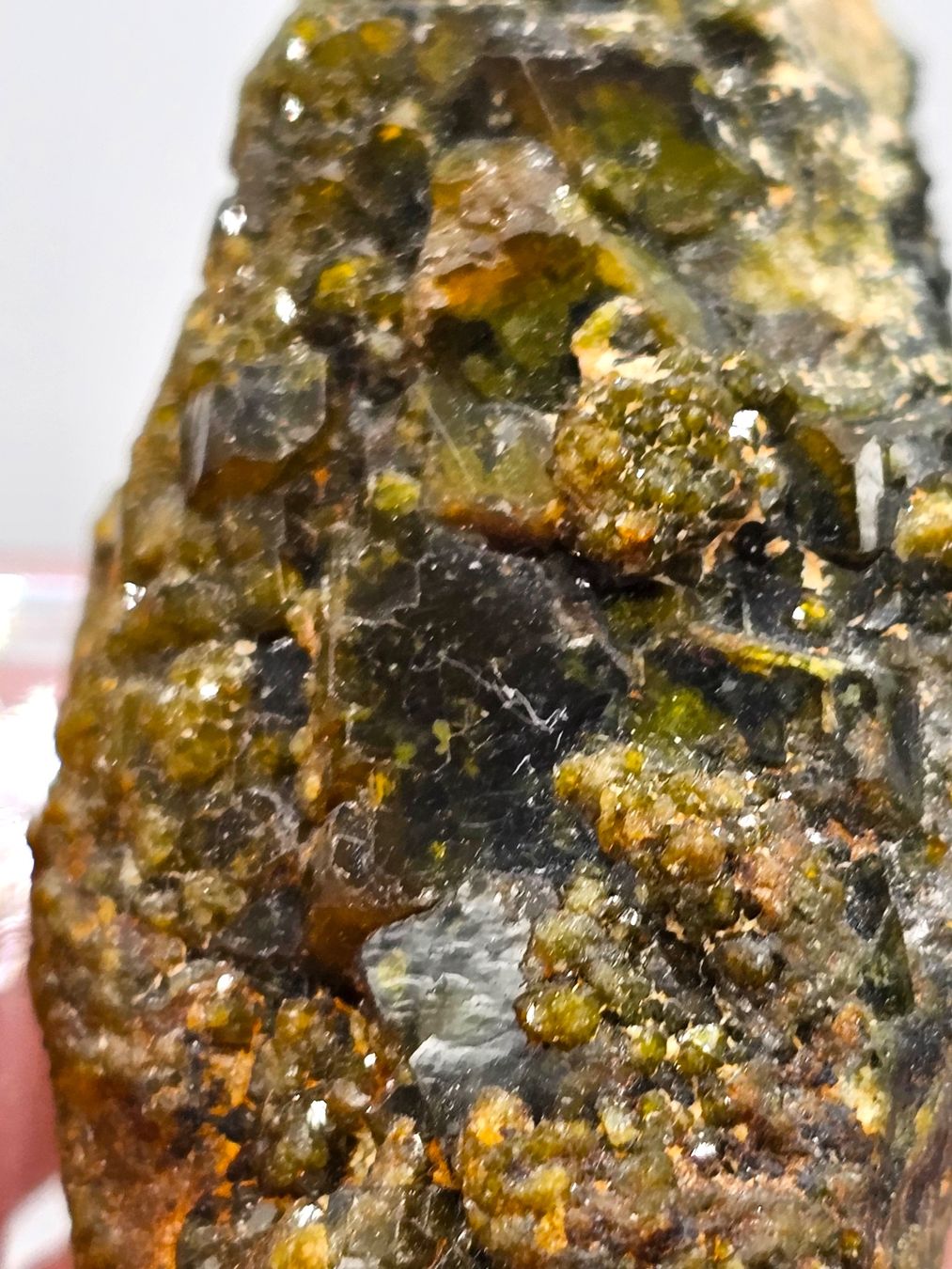 Minerali & Pietre curative: Epidote Zermatt, Matt Valley, Zermatt – Usato da Figino venduto da panshop 7