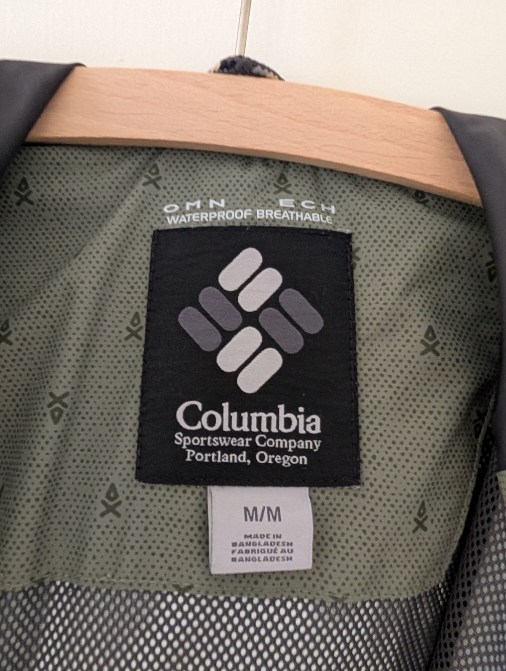 Columbia Giacche: Columbia Rain Jacket - Size M – Usato da Zürich venduto da lolo_rvz 2
