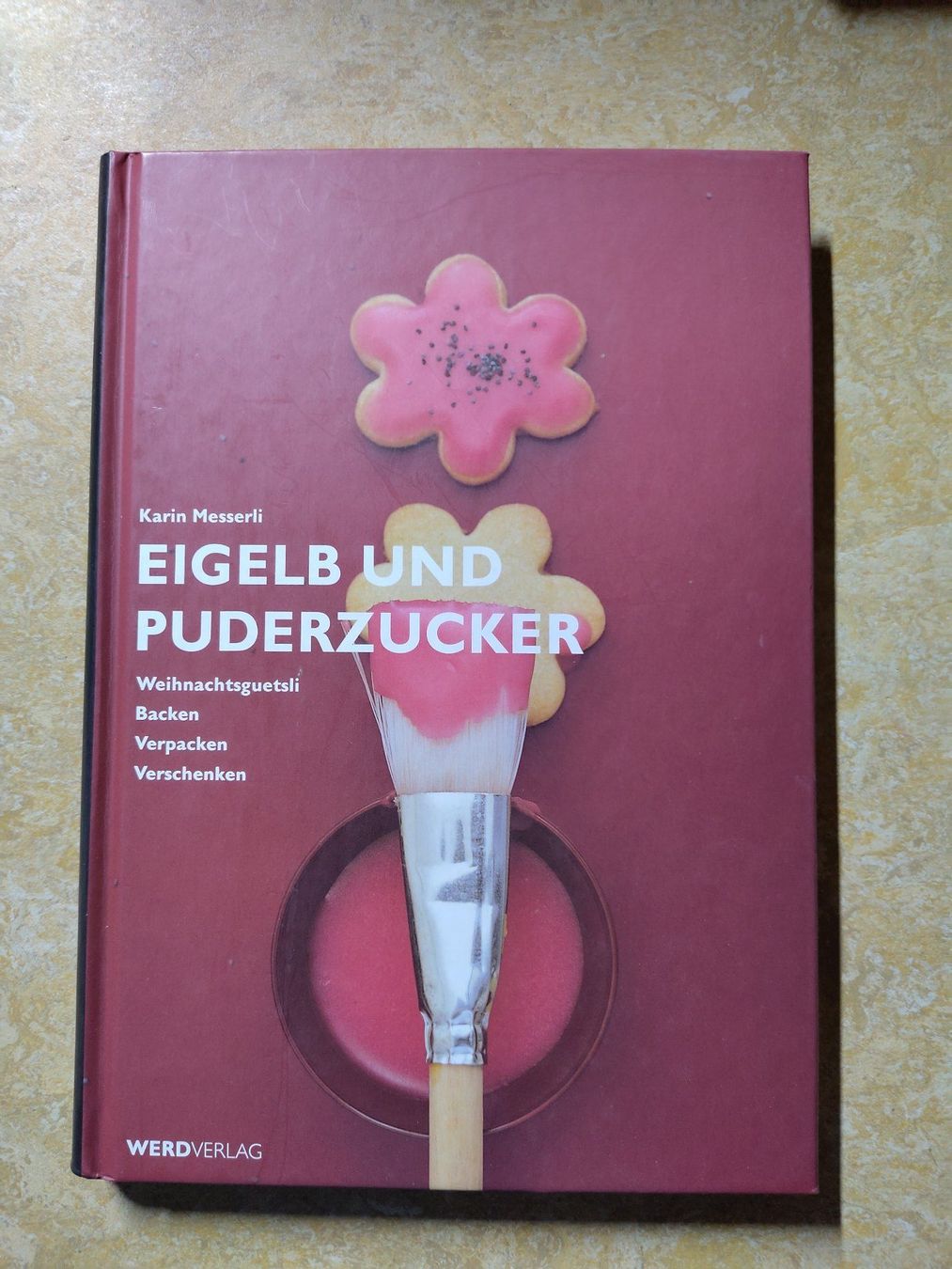 Libri: Eigelb und Puderzucker – Usato da Reitnau venduto da tragbART