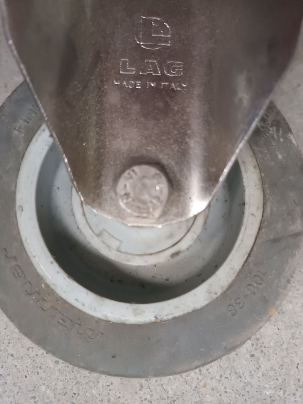 Altro per stoccaggio & trasporto: LAG, rostfreie Bockrollen 2x – Usato da Eschenbach LU venduto da mst_chs7 1