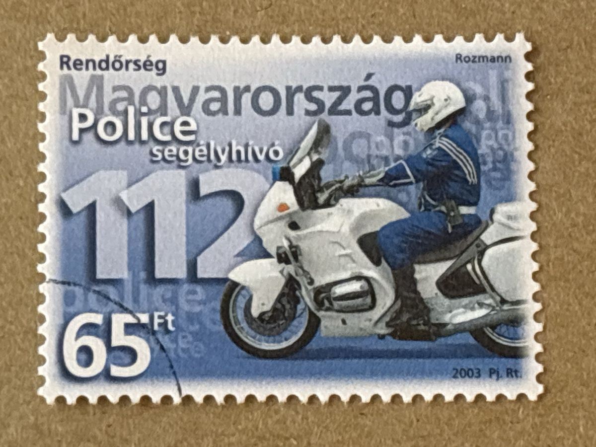 Tutti i francobolli: Ungarn Briefmarke - Polizei auf Motorrad – Usato da Zürich venduto da engebrunau