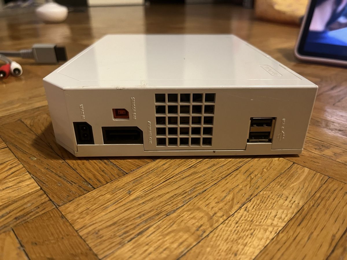 Nintendo Console: Wii console – Usato da Genève venduto da emma_hyz 3