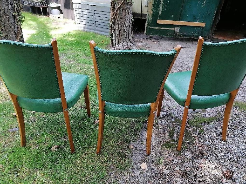 Sedie: Chaises des années 60. Vintage. – Usato da St. Maurice venduto da Benoit12 4
